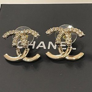 Chanel CC Crystal earring